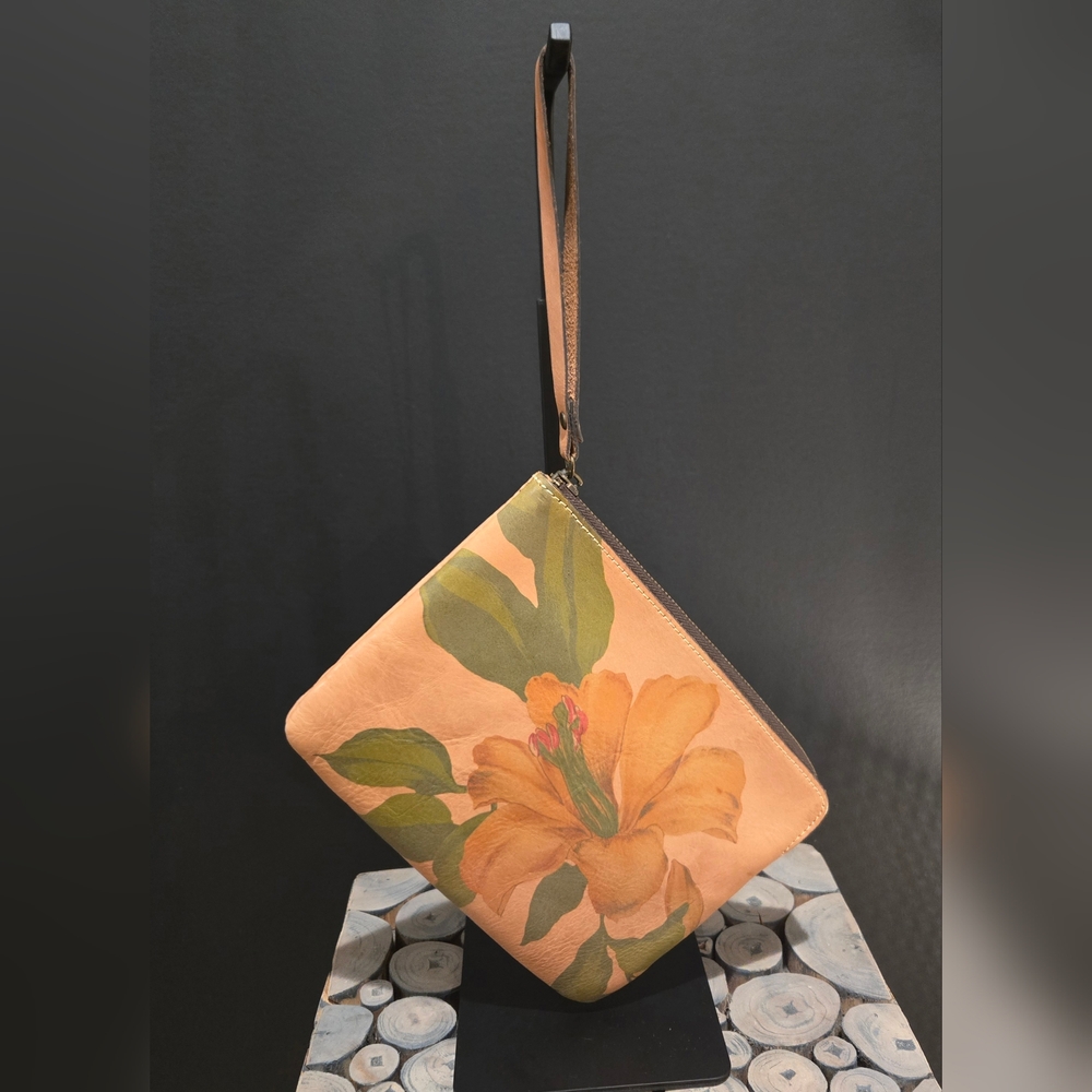 Patricia Nash hibiscus leather wristlet EUC